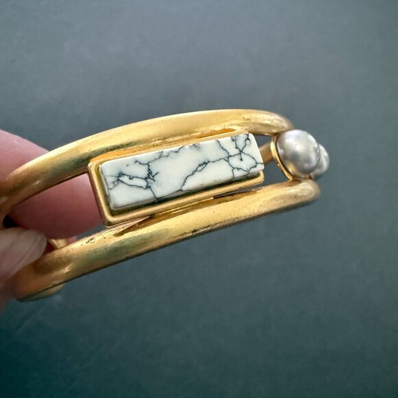 Madewell Gold-Tone Cuff Bracelet Faux Marble Faux Pearl Accents Adjustable Fit - Picture 9 of 10